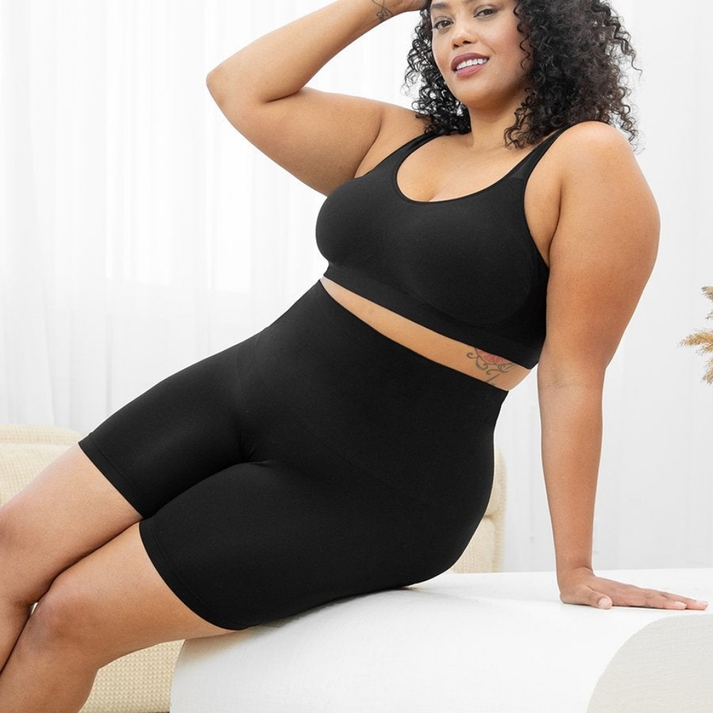 #52 NWOT Curveez High Waist Shaper Shorts Large